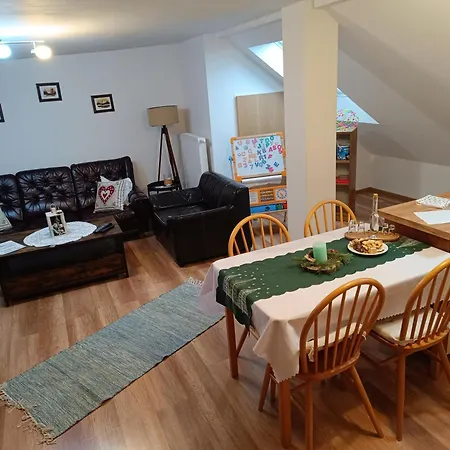 بيت ضيافة Privat Majo 3*