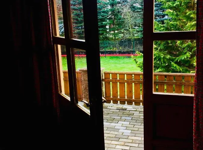 Pensjonat Privat Majo 4*